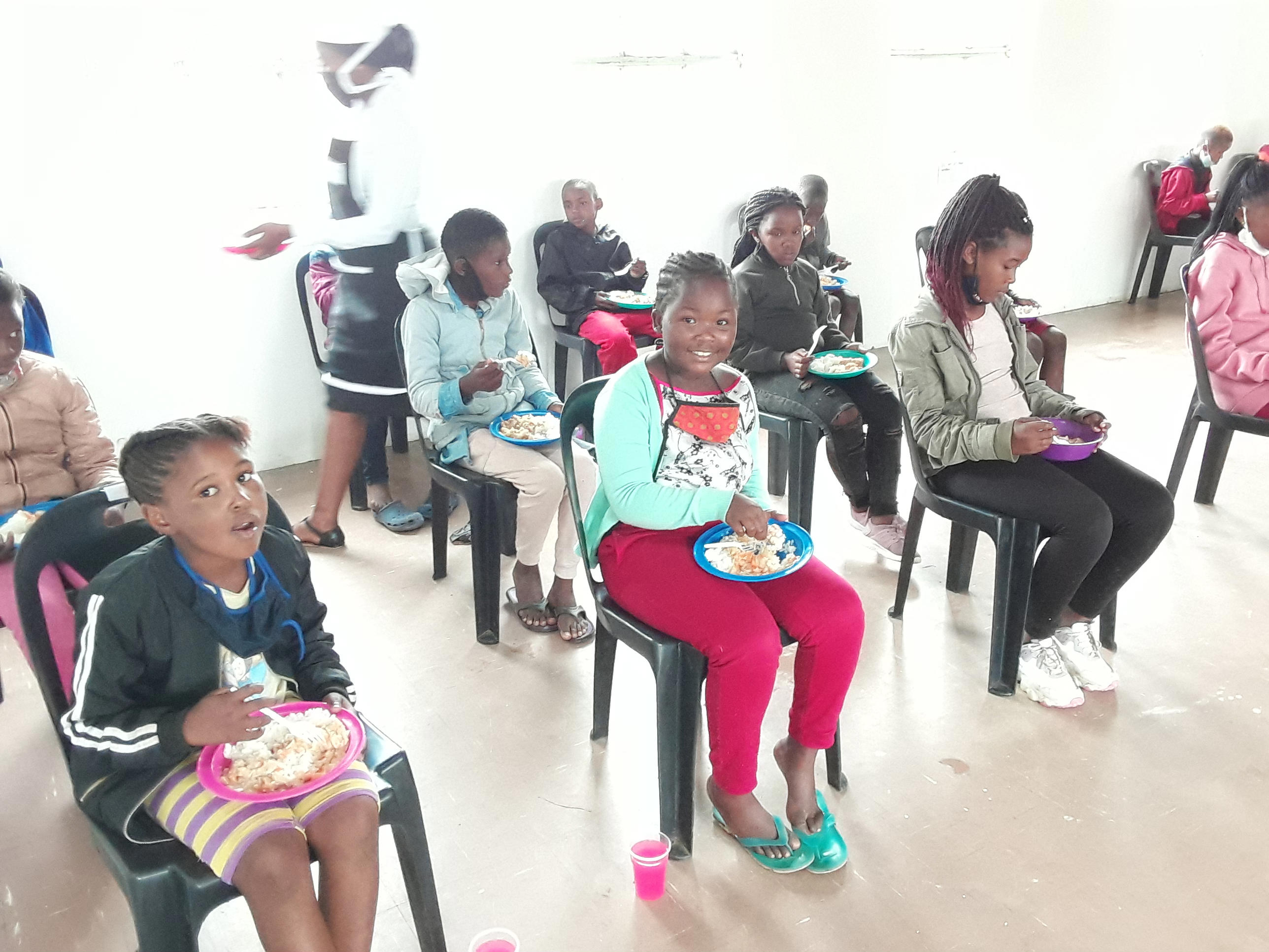 Nu13 Feeding Outreach Nu13 Feeding - Mdantsane